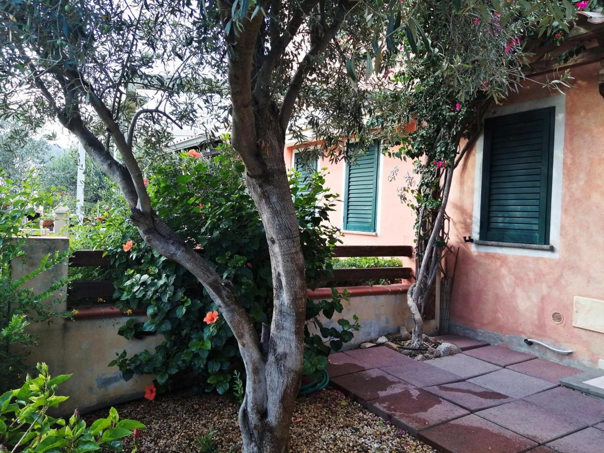 La Casa Nel Borgo Vila Chia Exterior foto
