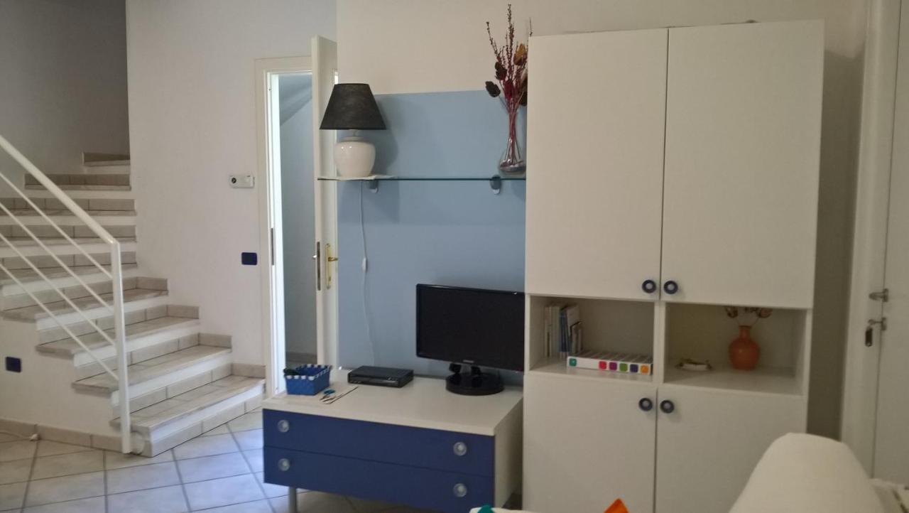 La Casa Nel Borgo Vila Chia Exterior foto